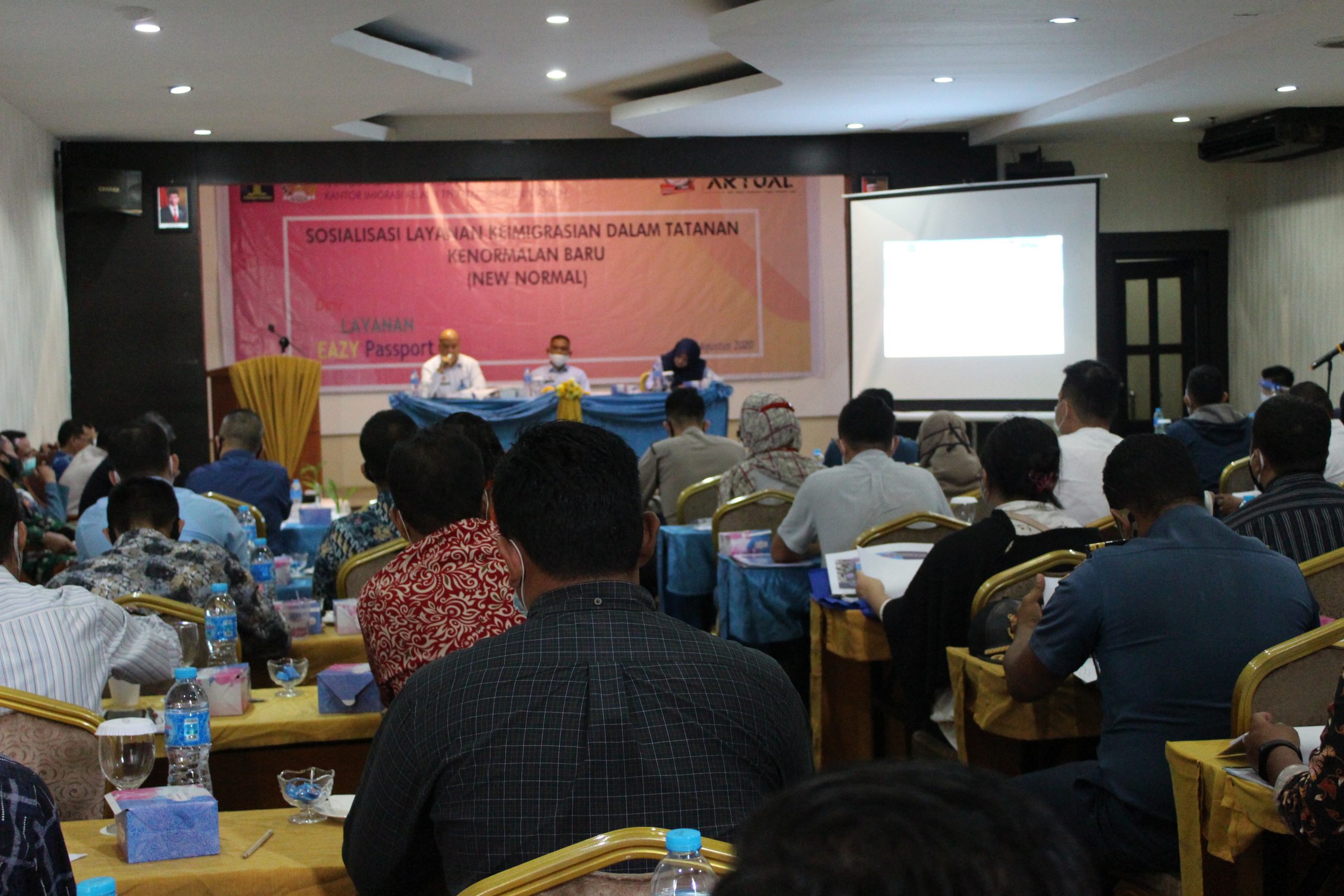 Imigrasi Karimun Kenalkan Layanan Kolektif Eazy Passport