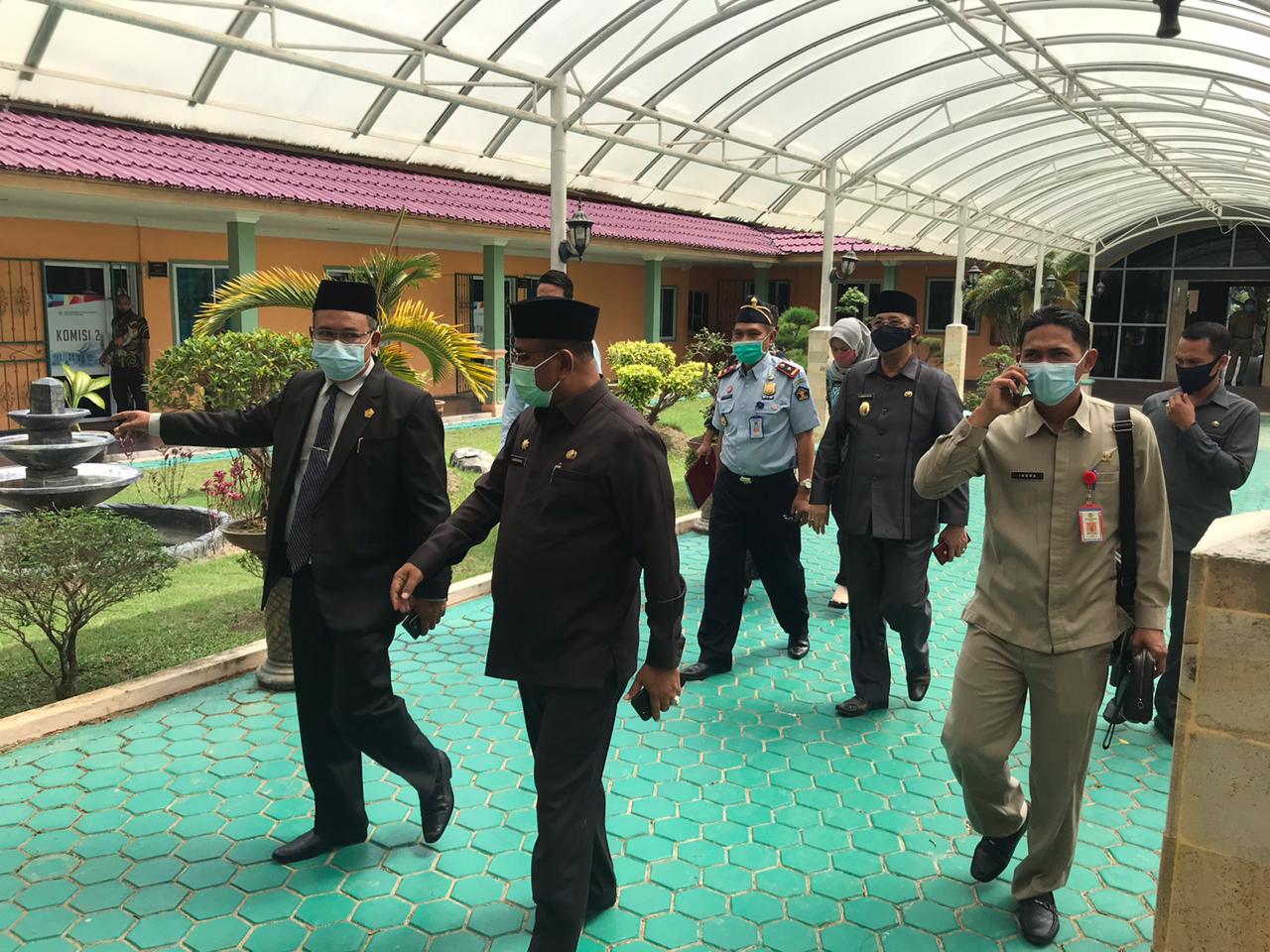 Kepala Kantor Imigrasi Kelas II TPI Tanjung Balai Karimun Menghadiri Rapat Paripurna DPRD Kabupaten Karimun