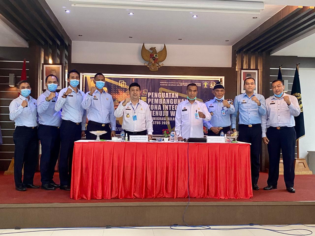 Kegiatan penguatan pembangunan zona integritas bersama Staff Khusus Menteri Hukum dan HAM RI bidang Transformasi Digital