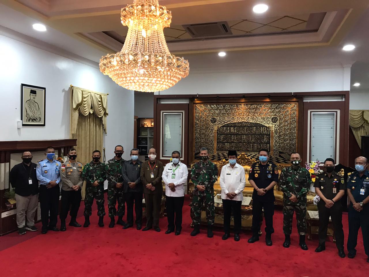 Acara Penyambutan dan Tatap Muka dengan Gubernur Kepulauan Riau, yakni Bapak Isdianto dan PangDAM Bukit Barisan, Mayjen TNI Irwansyah ke Kabupaten Karimun