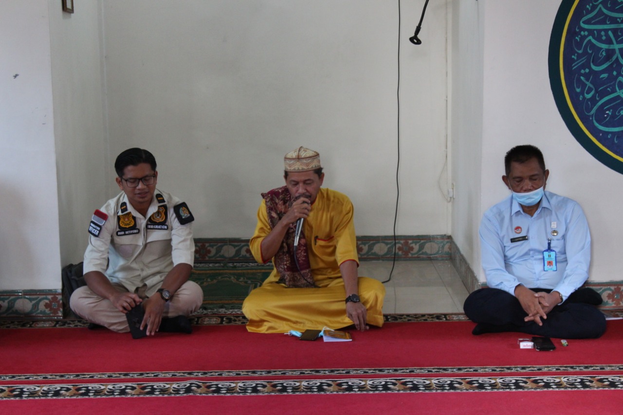 Bimbingan Rohani dan Mental (Birotal) di Mushola Al-Iman pada Kantor Imigrasi Kelas II TPI Tanjung Balai Karimun