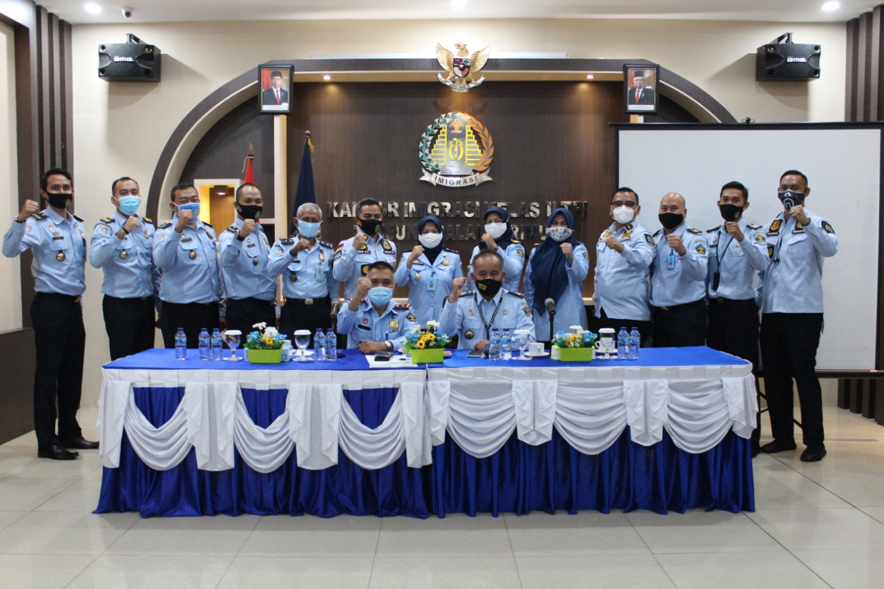 Monitoring dan Evaluasi Kinerja dan Penguatan Zona integritas menuju WBK