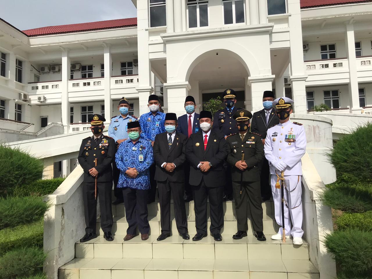 Upacara Peringatan Hari Kesaktian Pancasila di Kantor Bupati Karimun, Kepulauan Riau