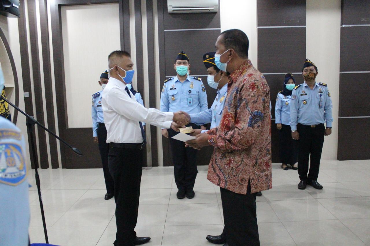 Acara Pelepasan Purnabakti dan PNS di Kantor Imigrasi Kelas II TPI Tanjung Balai Karimun