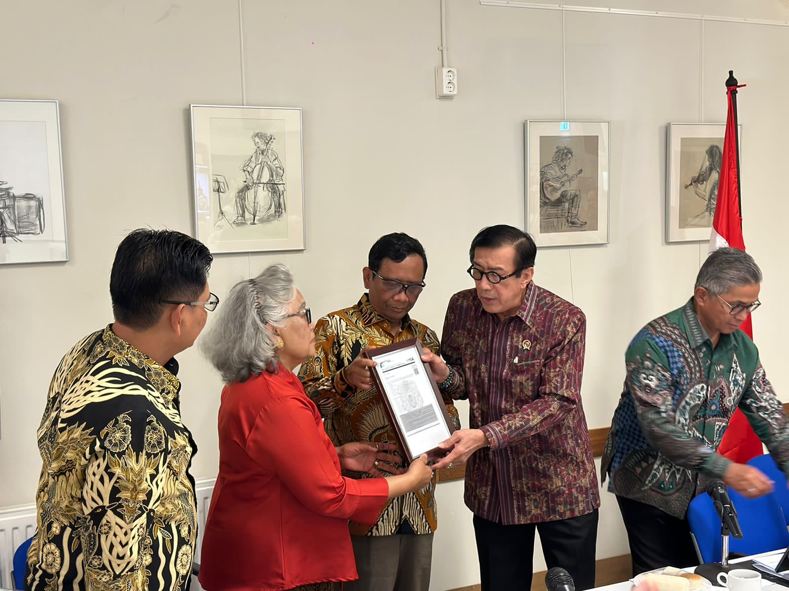Menkopolhukam dan Menkumham Temui Eks MAHID di Belanda Bahas Kewarganegaraan dan Repatriasi